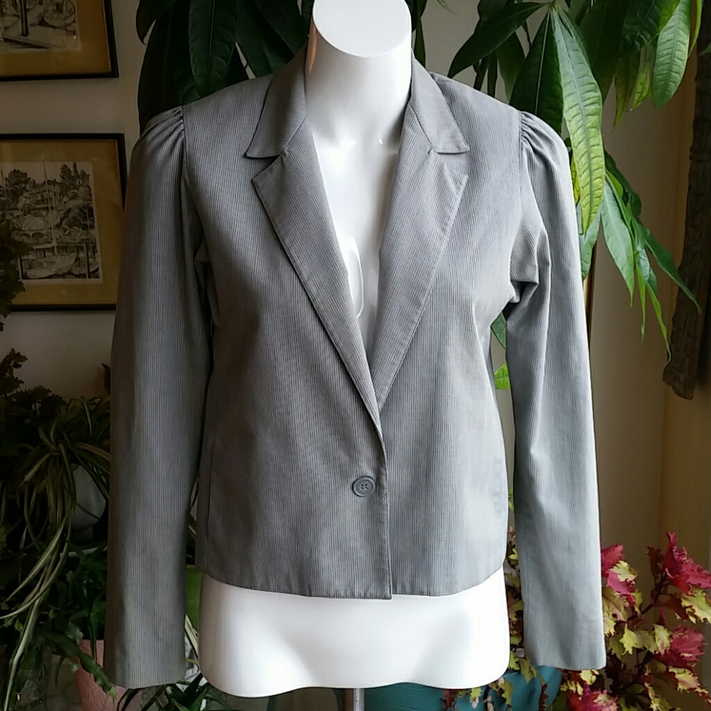 Prophecy gray jacket size 10